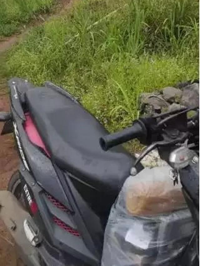 6 Potret Kurir Antar Paket di Gang Sempit Ini Penuh Perjuangan, Harus Sabar