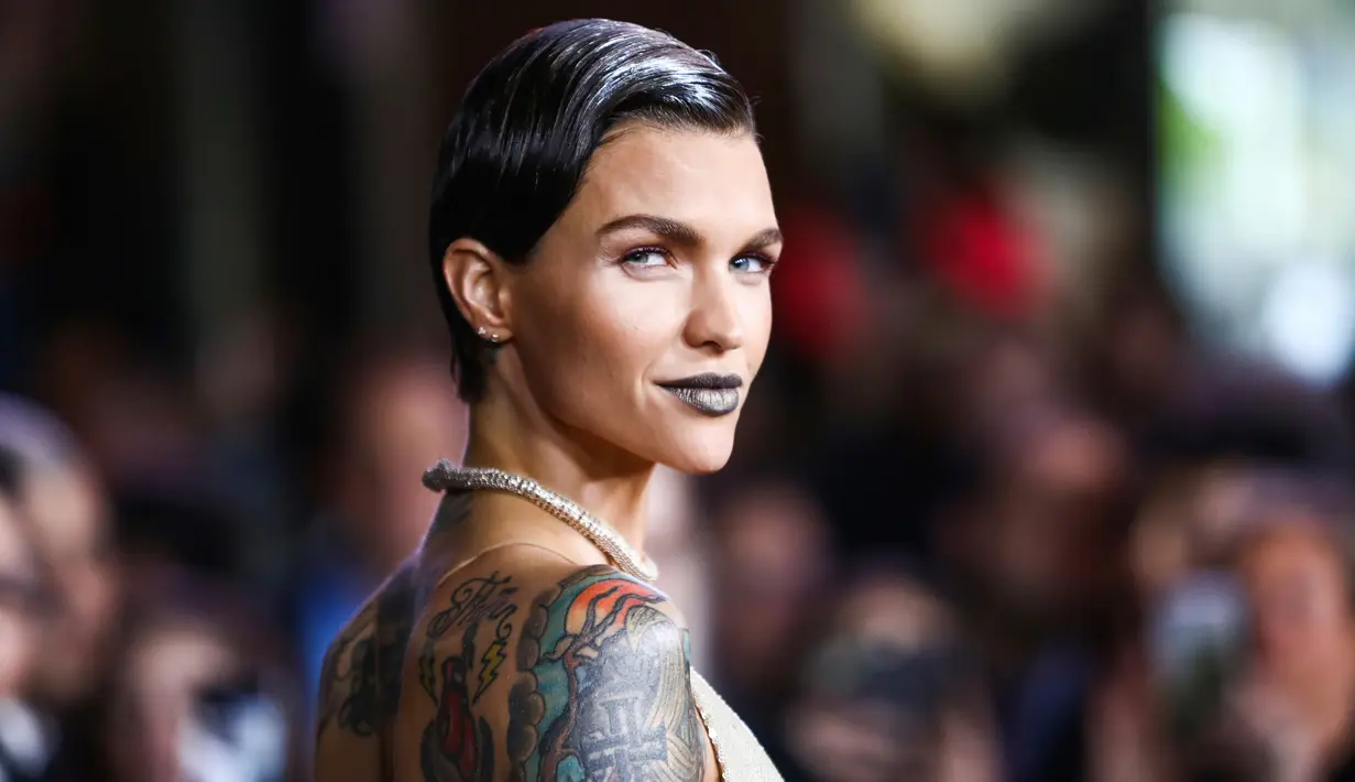 Ruby Rose saat menghadiri penayangan perdana film terbaru "xXx: Return of Xander Cage" di teater TCL Chinese di Los Angeles, California, AS, Kamis (19/1). (AP Photo/ Rich Fury)