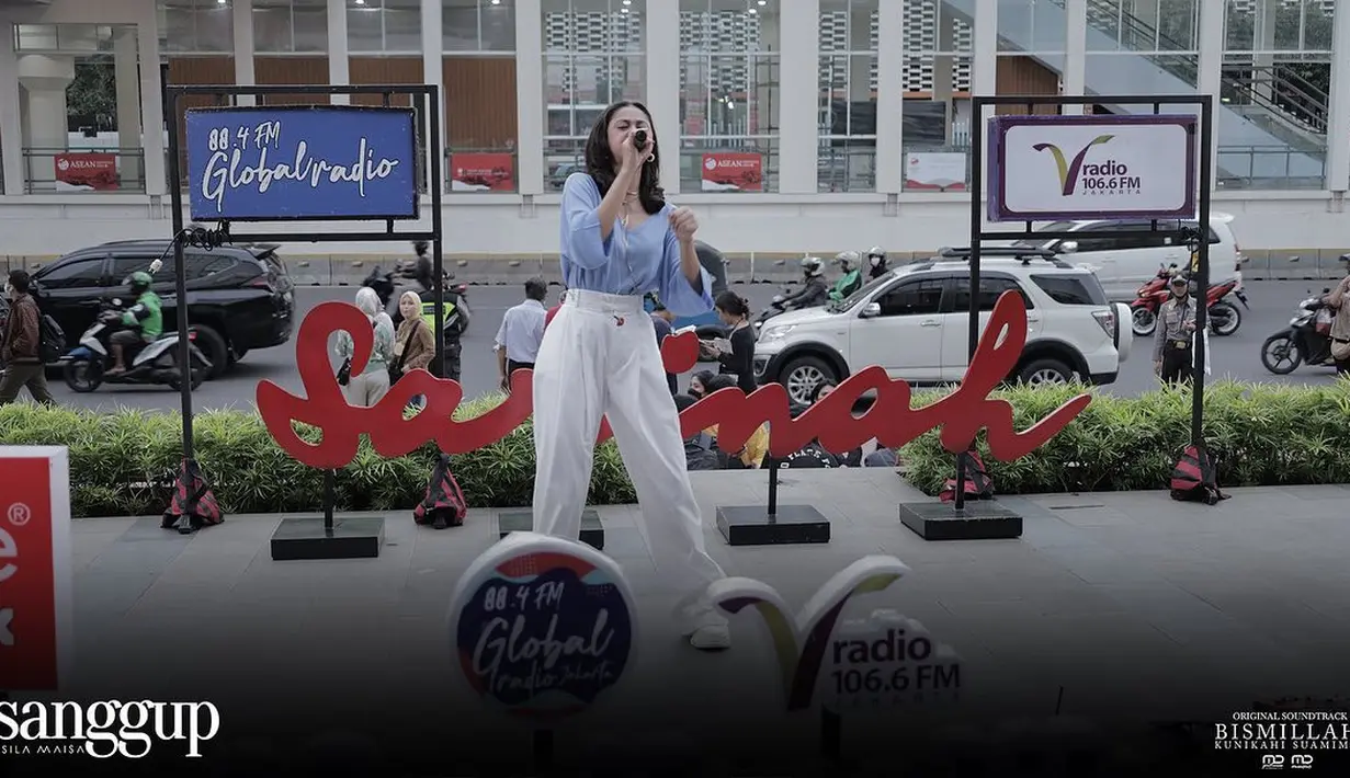 Dalam dunia tarik suara, Asila Maisa beberapa waktu lalu meluncurkan lagu barunya berjudul Sanggup ciptaan dari musisi Melly Goeslaw. Sebelumnya, ia juga pernah merilis lagu Curang pada tahun 2022. Belum lama ini, Asila juga meng-cover lagu bersama Lesti Kejora yang berjudul Cinta. [Instagram/therealasilamaisa]