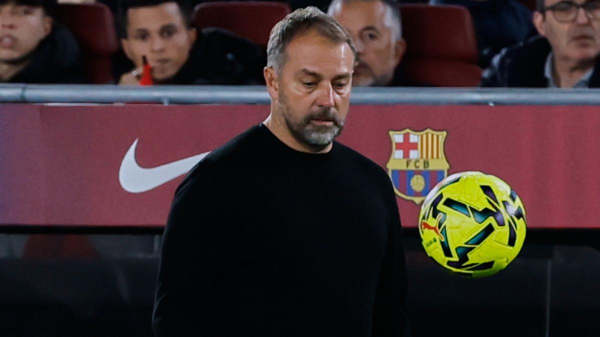 Barcelona Ungkap Alasan di Balik Ekspresi Muram Hansi Flick Usai Kalahkan Alaves: Penjelasan yang Menenangkan Fans