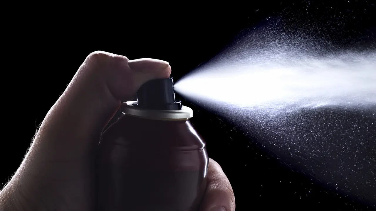 Semprot Deodoran Amat Banyak, Remaja Asal Inggris Meninggal