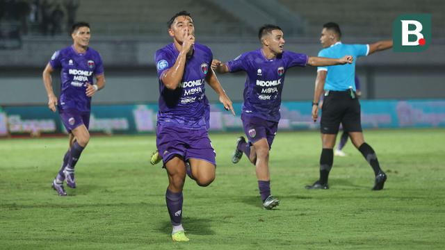 Foto: Hujan Gol di Indomilk Arena, Jack Brown Jadi Pahlawan Bawa Persita Menjauh dari Zona Degradasi BRI Liga 1