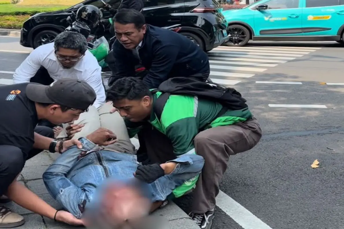 Momen Mentan Bantu Korban Kecelakaan hingga Telat Rapat Bareng Prabowo