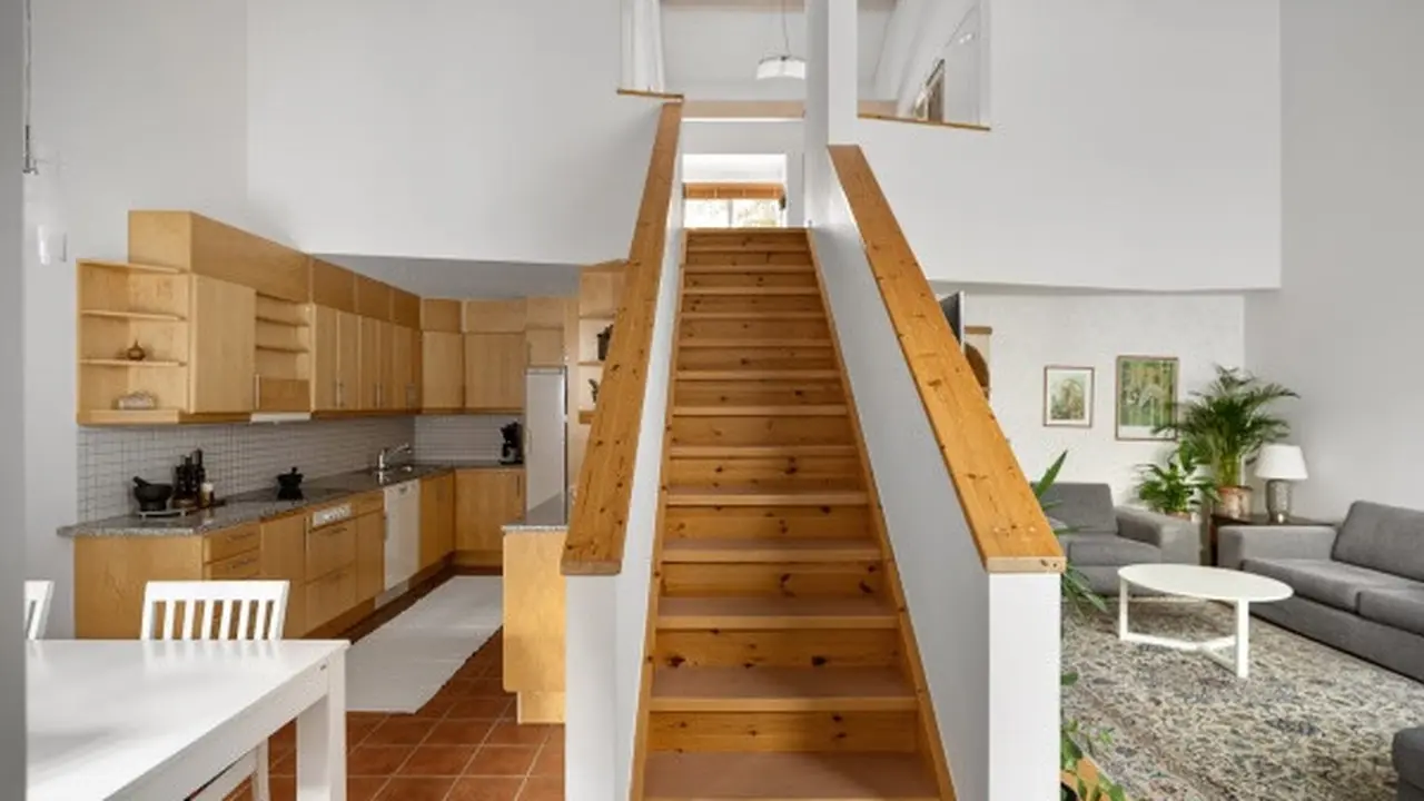 Ilustrasi Rumah Split Level Sederhana (Credit Lisa Anna/Unsplash)