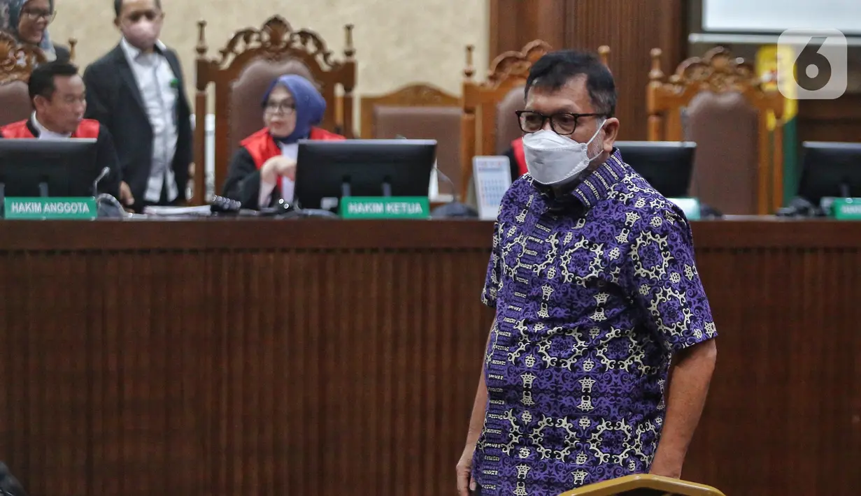 Zarof Ricar juga didakwa melakukan permufakatan jahat atas kasasi Gregorius Ronald Tannur yang disertai suap serta gratifikasi. (Liputan6.com/Angga Yuniar)