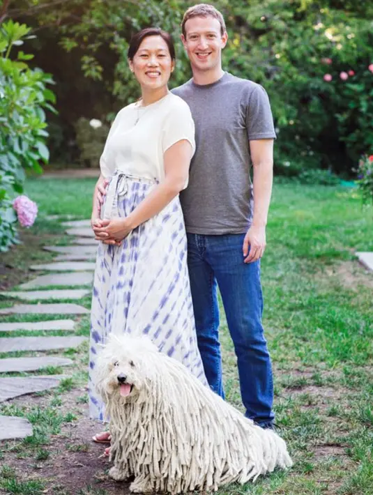 CEO Facebook Zuckerberg dan istrinya, Priscilla akan menyumbangkan 99 persen saham Facebook untuk amal setelah kelahiran putrinya pertamanya, Max, pada pekan lalu. (dailymail.co.uk/facebook)