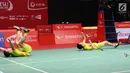 Kevin Sanjaya Sukamuljo/Marcus Fernaldi mengekspresikan kegembiraan seusai mengalahkan ganda Cina Li Junhui/Liu Yuchen dI babak final Indonesia Masters 2018, Minggu (28/1). Kevin/Marcus tampil sebagai juara Indonesia Masters. (Liputan6.com/Angga Yuniar)
