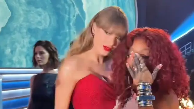 Penampilan Taylor Swift di After Party Grammy Awards 2025. (instagram/recordingacademy)