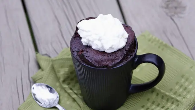 Hanya 3 Menit, Ini Cara Buat 'Mug Cake' dengan Nutella