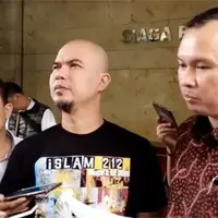Ahmad Dhani mengungkapkan jika 3 mobil yang diberitakan sudah tidak ia miliki lagi.