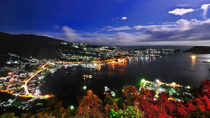 7 Kota di Indonesia Ini Jadi Lebih Cantik Ketika Malam Hari