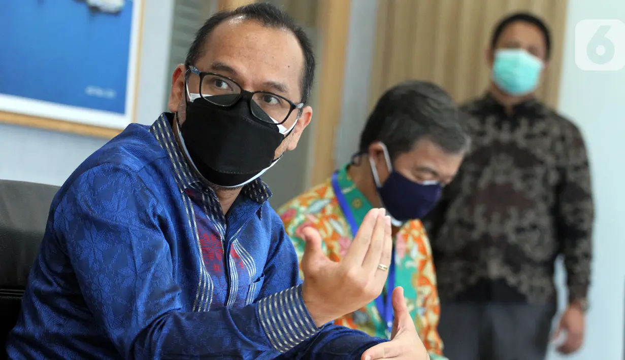 Direktur Eksekutif Yayasan KEHATI Riki Frindos saat keterangan pers pada Program Mangrove Blue Carbon di Jakarta (22/09/2021). Yayasan KEHATI dan PT Asahimas Chemical ikut berkontribusi dalam target nasional penambahan hutan mangrove sebagai langkah mitigasi perubahan iklim. (Liputan6.com/HO/Ading)