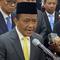 Menteri Energi dan Sumber Daya Mineral (ESDM) Bahlil Lahadalia usai pelantikan pejabat Kementerian ESDM, Rabu (6/5/2026). Bahlil menjabarkan mengenai rencana penggunaan CNG. (Liputan6.com/Christian)