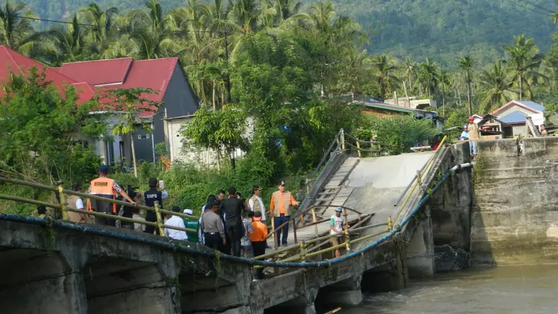 Penemuan Motor Korban Arus Sungai Kabupaten Solok Selatan