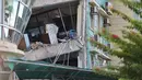 Sebuah bangunan rusak akibat gempa bumi di General Santos, Filipina, Senin 8 Juni 2026. (AP Photo)