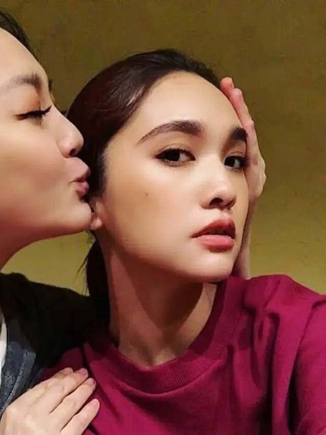 Rainie Yang Sahabat Barbie Hsu