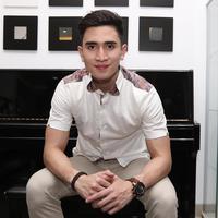 Posting Gaya Rambut Anyar, Dian Sastrowardoyo Ungkap 