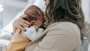 Cara Mengatasi Bayi Rewel yang Ampuh dan Aman untuk Menenangkan Si Kecil
