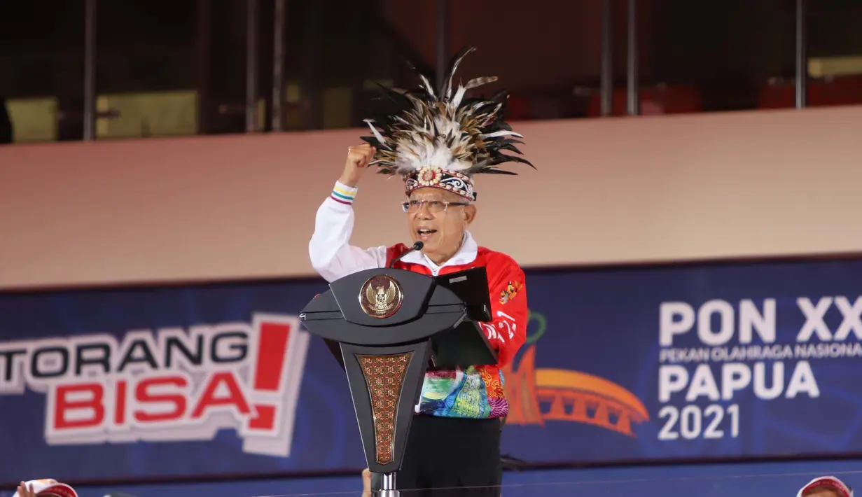 Wakil Presiden KH Ma’ruf Amin menyampaikan sambutan sekaligus menutup Pekan Olahraga Nasional (PON) XX Papua 2021 di Stadion Lukas Enembe, Jumat (15/10/2021) . (PB PON XX PAPUA/M Solihin)