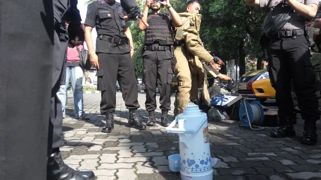 Termos Misterius Dikira Bom