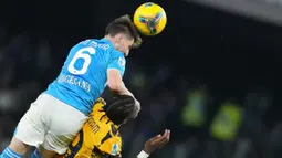 Berkat satu poin ini, Inter masih berada di puncak klasemen dengan raihan 58 poin, sementara Napoli menguntit di peringkat kedua dengan raihan 57 poin. (Alfredo Falcone/LaPresse via AP)