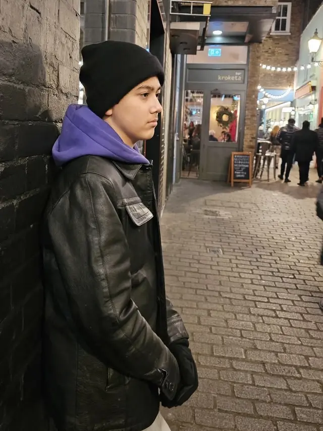 Wulan Guritno Liburan Akhir Tahun di London Bersama Ketiga Anak. [@wulanguritno]