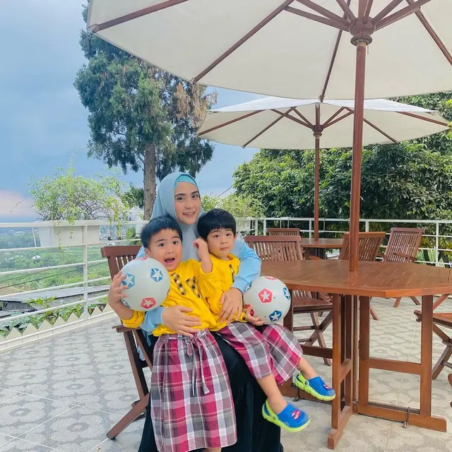 8 Anak Artis Ini Sudah Hafal Al-Qur’an di Usia Belia, Diajarkan Sejak Kecil