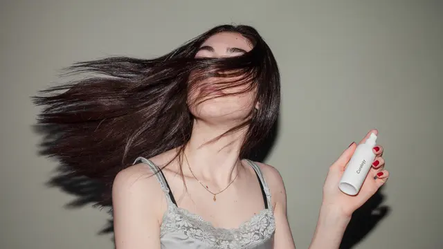 Penggunaan Hair Mist dan Hair Vitamin