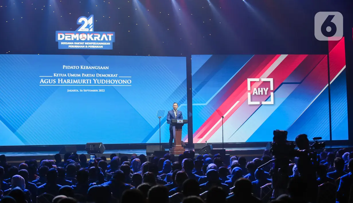 Ketum Partai Demokrat Agus Harimurti Yudhoyono saat pidato kebangsaan dalam Rapimnas Partai Demokrat di JCC, Jakarta, Jumat (16/9/2022). Dalam pidatonya, AHY menyebut Demokrat sedang intens dengan 2 partai dan Demokrat tengah intens membangun komunikasi dengan 2 partai yang juga memiliki semangat dan energi perubahan untuk Indonesia yang lebih baik. (Liputan6.com/Faizal Fanani)