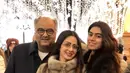 Kala itu, Sridevi sedang menghadiri pernikahan salah satu keluarganya di Dubai. Sridevi meninggalkan suaminya Boney Kapoor dan dua putrinya. (Foto: instagram.com/sridevi.kapoor)