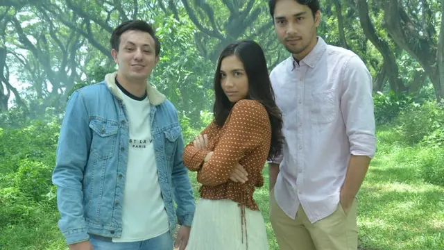 6 Potret Kompak Angela Gilsha, Megantara dan Dylan Carr, Cinta Segitiga di Dewi Rindu