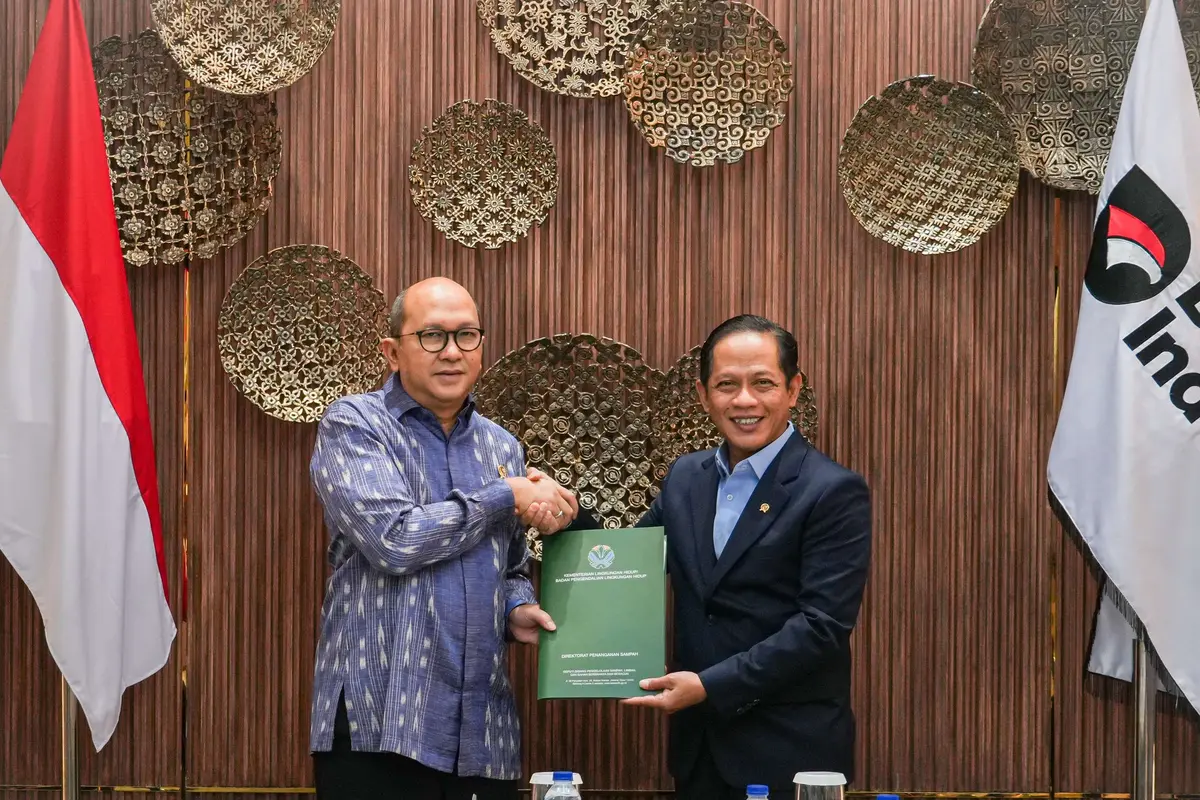 CEO Danantara Rosan Roeslani dan Menteri LH/Kepala BPLH Hanif Faisol Nurofiq.