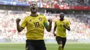 Gelandang Belgia, Eden Hazard, merayakan gol yang dicetaknya ke gawang Tunisia pada laga grup G Piala Dunia di Stadion Spartak, Moskow, Sabtu (23/6/2018). Belgia menang 5-2 atas Tunisia. (AP/Matthias Schrader)