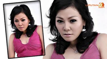 Neni Anggraeni Pernah Alami Goncangan Hebat Di Pesawat Showbiz Liputan6 Com