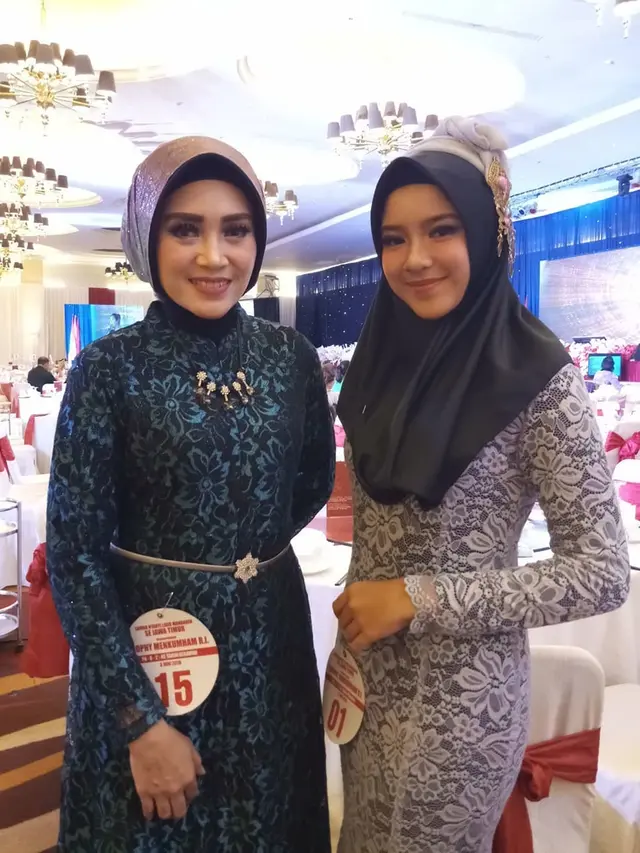 6 Potret Tiara Anugrah Pakai Hijab, Memesona Dipuji Makin Cantik