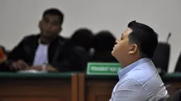 Jaksa KPK menuntut Teddy Renyut dengan pidana penjara selama 4 tahun dan denda Rp150 juta subsidair 3 bulan kurungan, Jakarta, Senin (29/9/2014) (Liputan6.com/Miftahul Hayat)