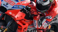 Pembalap Ducati, Jorge Lorenzo mengukir catatan waktu tercepat dalam tes pramusim MotoGP 2018 di Sirkuit Sepang, Malaysia. (Mohd RASFAN / AFP)
