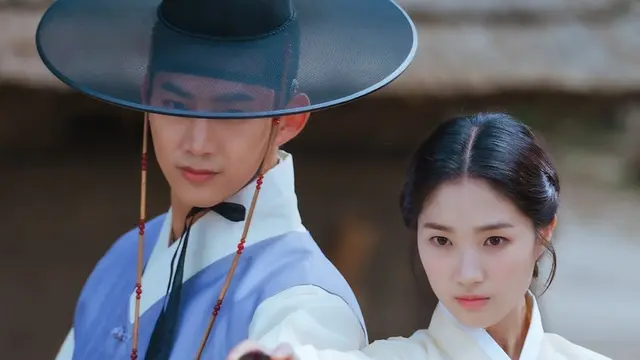 K-drama Secret Royal Inspector & Joy.