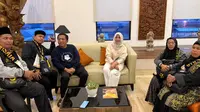 Cerita Kades di Tangerang Buat Program Umrah Gratis untuk Guru Ngaji: Dikumpulkan dari Gaji Sendiri Tiap Bulannya