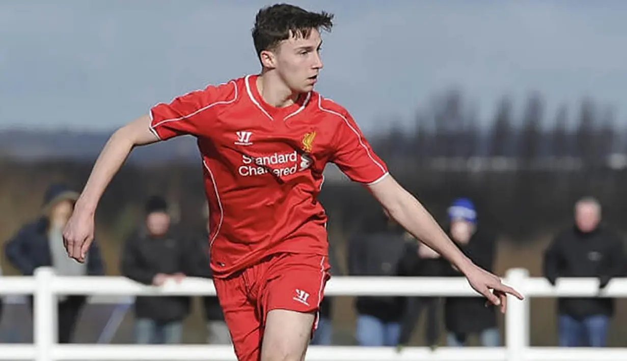 1. Conor Masterson (17 tahun),  bek tengah berkebangsaan Irlandia ini bergabung dengan Liverpool tahun 2013. Bakatnya mulai bersinar bersama tim junior, bahkan dirinya sempat menjadi incaran duo Manchester. (Squawka) 