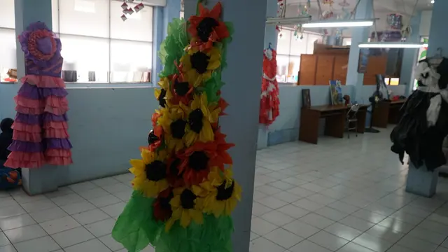 Gaun dari limbah plastik