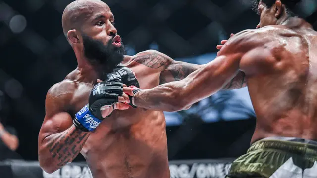 Adriano Moraes vs Demetrious Johnson
