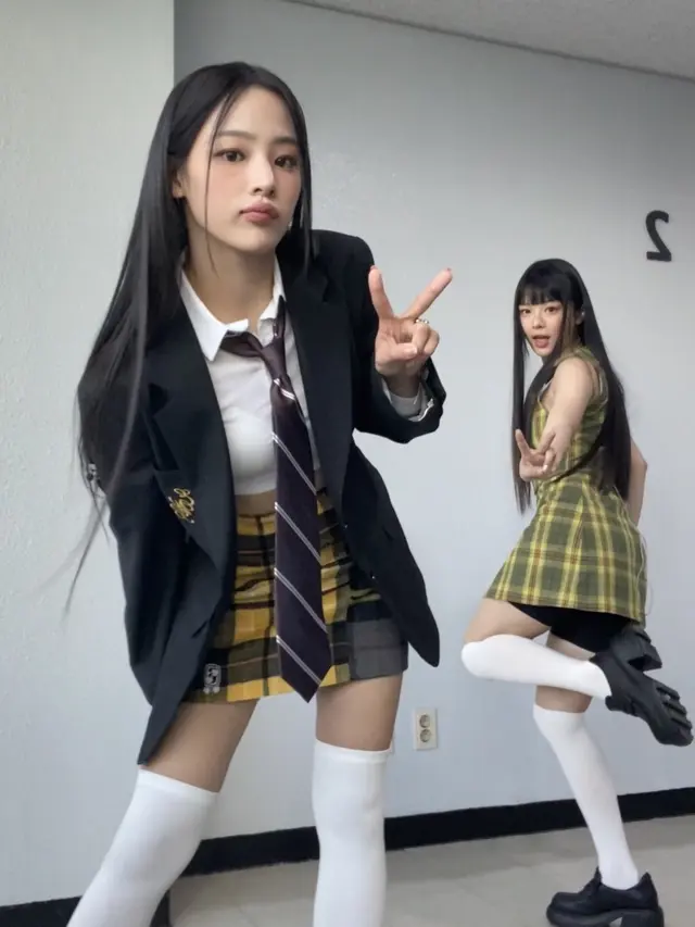 Minji - Hanni NewJeans