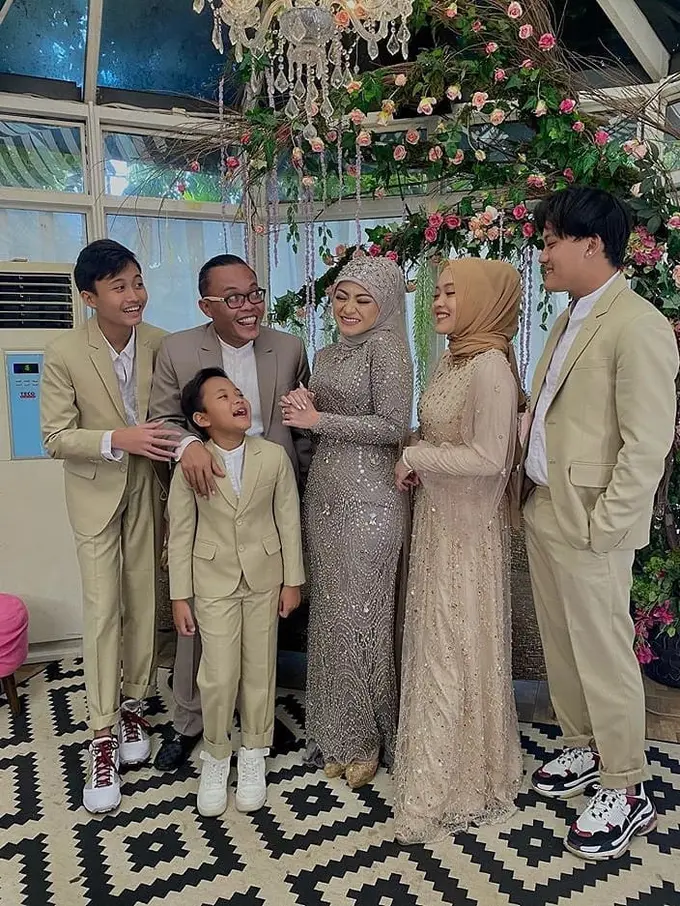 7 Potret Akad Nikah Sule dan Nathalie Holscher, Penuh Kebahagiaan