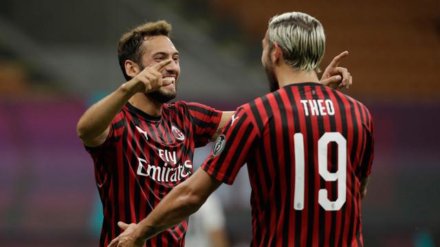 AC Milan Taklukkan Bologna 5-1
