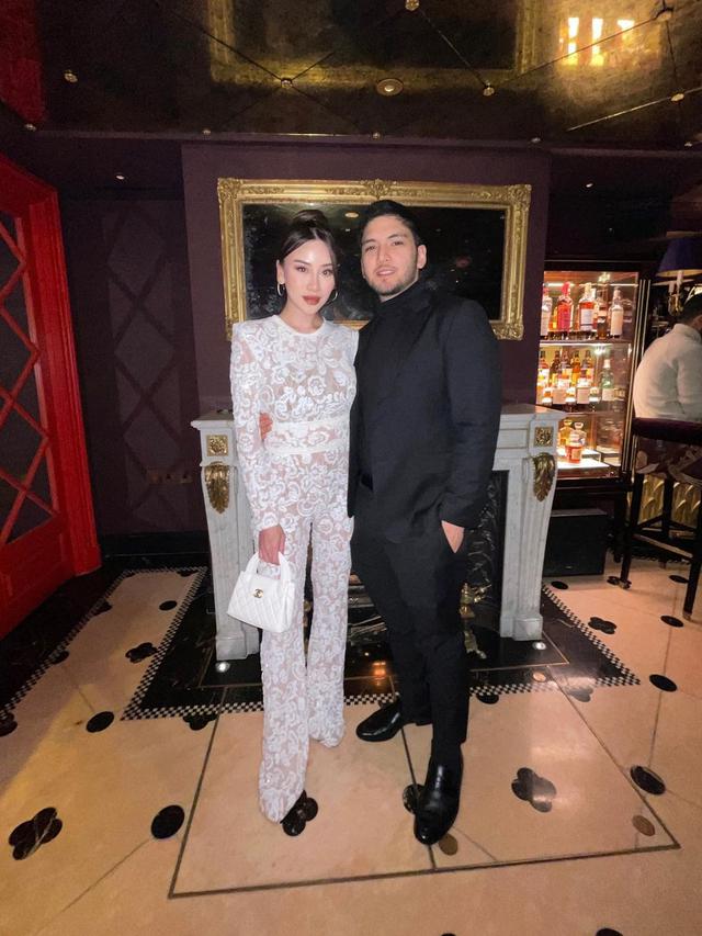 6 Potret Keluarga Kecil Aditya Trihatmanto dan Kezia Toemion, Cucu Penerus Cendana