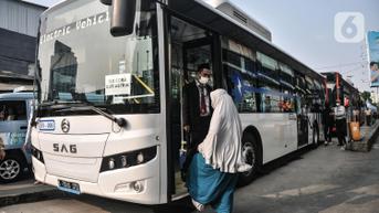 Transjakarta Teken MoU dengan Equipmake dan VKTR untuk Percepat Peralihan Bus Listrik