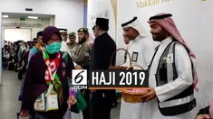 70. 000 jemaah haji embarkasi Jakarta Pondok Gede dan Embarkasi Jakarta Bekasi mendapat fasilitas endapatkan fasilitas fast track atau jalur cepat keimigrasian saat kedatangan di Bandara Amir Muhammad bin Abdulaziz, Madinah.