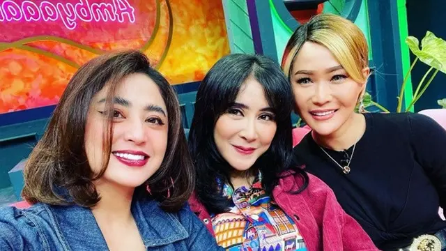 5 Potret Reuni Uut Permatasari, Inul Daratista dan Dewi Perssik, Diva Dangdut