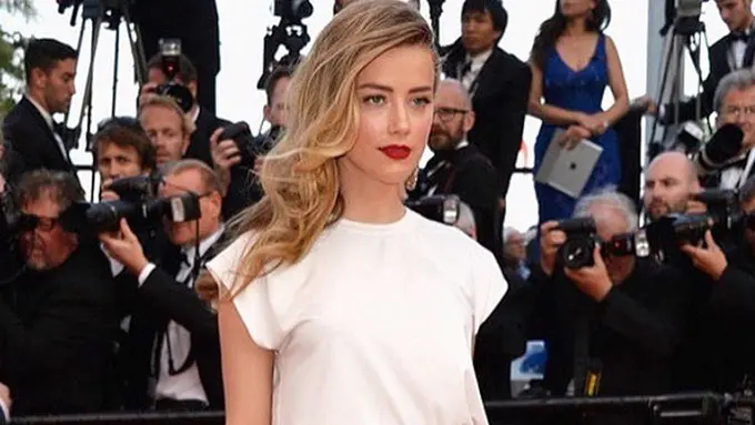 [Bintang] Amber Heard